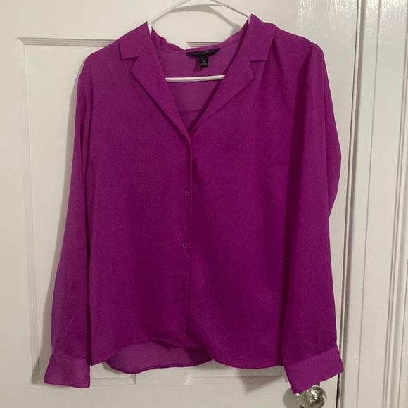 Banana Republic bright purple long-sleeved button down blouse - Picture 1 of 4